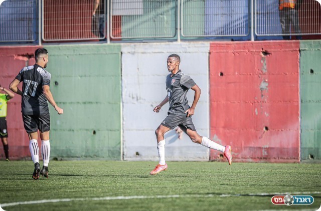 מתנאל טדסה (נזיה סולטן)